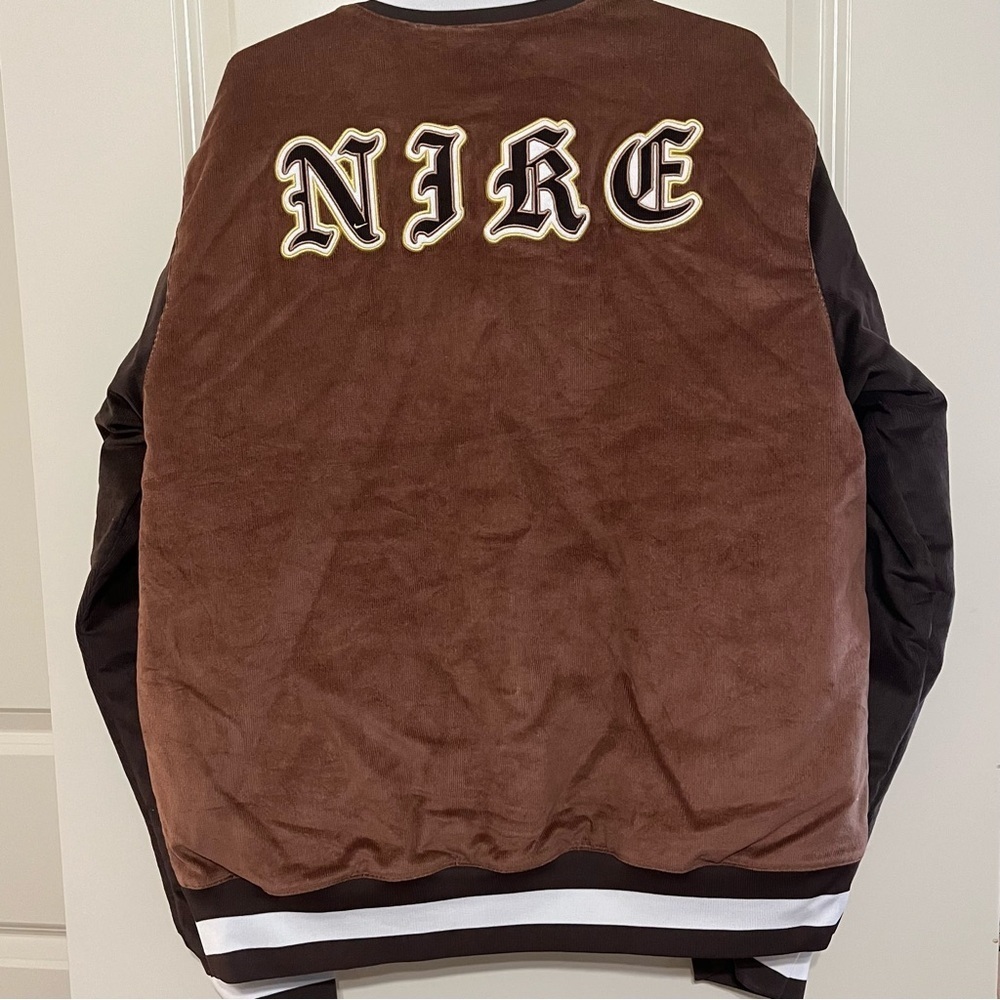 NWT Nike Therma Fit Varsity Jacket, Men’s Sz Medium, Brown - Picture 4 of 15